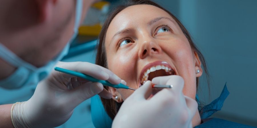 enfermedad de las encías y la enfermedad cardíaca.